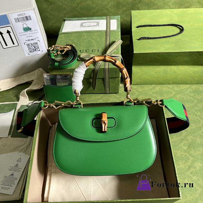 Gucci Small Top Handle Bag With Bamboo Green 675797 21x15x7cm - 1