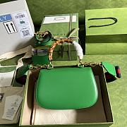 Gucci Small Top Handle Bag With Bamboo Green 675797 21x15x7cm - 3