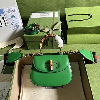 Gucci Mini Top Handle Bag With Bamboo Leather Green 686864 17x12x7.5cm