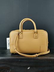 Loewe Medium Amazona 28 Bag Brown A039N08X01 28x18x11cm - 1