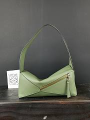 Loewe Puzzle Hobo Bag Avocado Green A510J67X01 28.7x10.7x5.5cm - 5