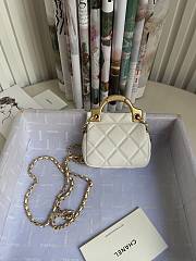Chanel Handle Flap Card Holder With Chain White AP2271 11x10x3cm - 2