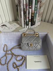 Chanel Handle Flap Card Holder With Chain Gray AP2271 11x10x3cm - 1