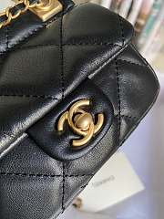 Chanel Handle Flap Card Holder With Chain Black AP2271 11x10x3cm - 3