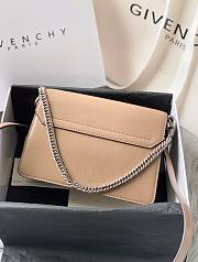 Givenchy Small GV3 Bag In Grained Leather Beige 22x14x8cm - 6