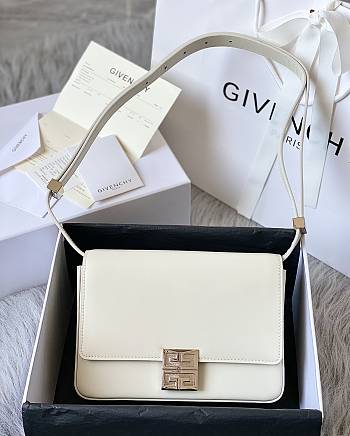 Givenchy Medium 4G Box Bag In Leather White 21x15x6cm