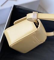 Givenchy Small 4G Box Bag In Leather Cream 16x12x6cm - 4
