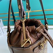 Gucci Small Horsebit 1955 Bucket Bag GG Canvas Brown 637115 14x16x14cm - 4