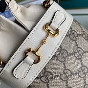 Gucci Small Horsebit 1955 Bucket Bag GG Canvas White 637115 14x16x14cm - 2
