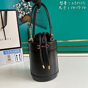Gucci Small Horsebit 1955 Bucket Bag Leather Black 637115 14x16x14cm - 1
