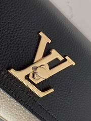 Louis Vuitton Lockme Tender Black M58557 19x13x8cm - 6