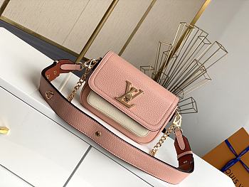 Louis Vuitton Lockme Tender Pink M58555 19x13x8cm