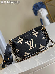 Louis Vuitton Multi Pochette Accessoires Monogram Leather Black M45777 24x13.5x4cm  - 1