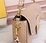 Fendi Baguette Fur Light Beige 8BR600AH96 27×6×15cm - 5