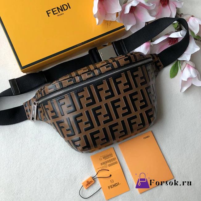 Fendi Belt Bag FF Logo Leather Brown 30x17x8cm - 1