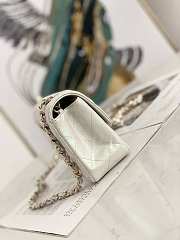 Chanel Mini Flap Bag Iridescent Leather White A69900 20cm - 6