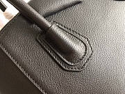 Givenchy Small Antigona Bag In Grained Leather Black 28x17x25cm - 2
