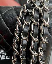 Chanel Small Classic Handbag In Leather Silver-tone Metal A01113 23x14.5x6cm - 3