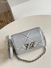 Louis Vuitton Twist PM Leather Silver M59031 19x15x9cm - 4