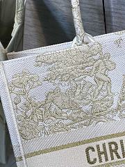 Dior Book Tote Gold-Tone Dior Around the World Stella Embroidery M1286 42x18x35cm - 3