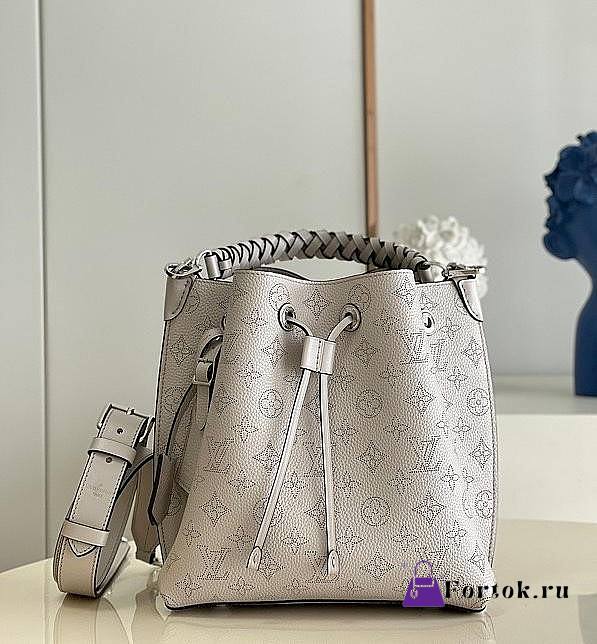 Louis Vuitton Muria Mahina Leather Light Gray M58788 25x25x20cm - 1