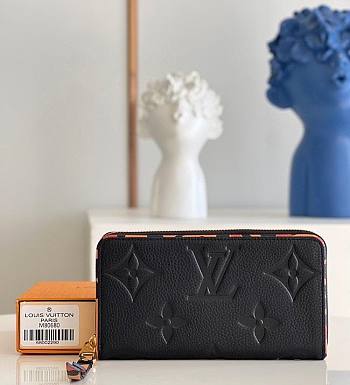 Louis Vuitton Zippy Wallet Monogram Crafted Black M80680 19.5x10.5x2.5cm 