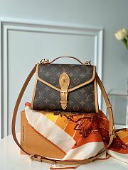 Louis Vuitton Ivy Monogram Canvas M44919 23.5x18x9cm - 1