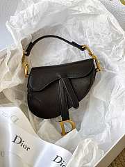 Dior Micro Saddle Grained Leather Black S5662 12x7.5x5cm - 1