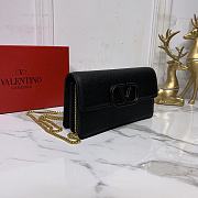 Valentino Vlogo Signature Grainy Leather Wallet With Chain Black 20x10x5.5cm - 2