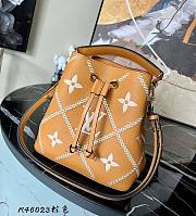 Louis Vuitton Neonoe BB Monogram Tan/Black M46029 26x26x17.5cm - 1