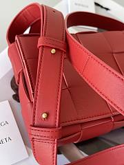 Bottega Veneta Cassette Red 578004 23x15x6cm - 4