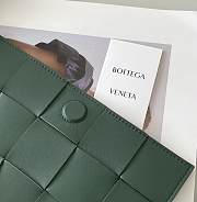Bottega Veneta Cassette Forest Green 578004 23x15x6cm - 3