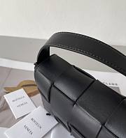 Bottega Veneta Cassette Black 578004 23x15x6cm - 4