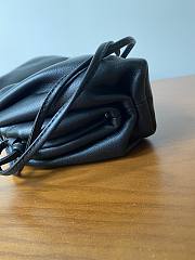 Bottega Veneta Mini Pouch Black 585852 22x12X7cm  - 2