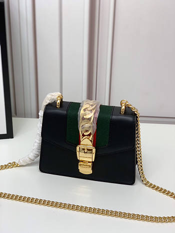 Gucci Mini Sylvie Leather Chain Bag Black 431666 19x14x7.5cm