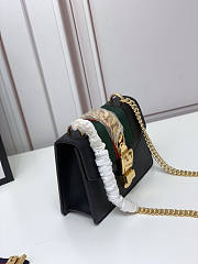 Gucci Mini Sylvie Leather Chain Bag Black 431666 19x14x7.5cm - 4