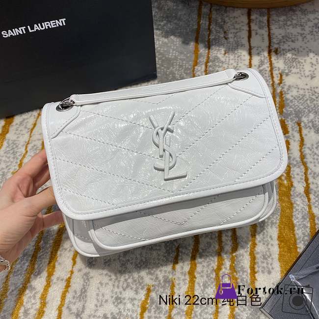 Ysl Baby Niki In Grained Leather White 22x16.5x12cm - 1