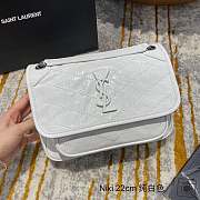 Ysl Baby Niki In Grained Leather White 22x16.5x12cm - 1