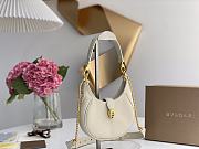 Bvlgari Serpenti Ellipse Shoulder Bag Leather White 25.5x25x5.5cm - 3