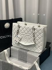 Chanel Shopping Bag In Grained Leather White A50995 24x33x13cm - 3