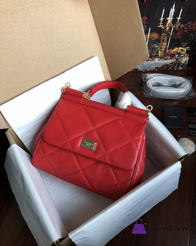 Dolce&Gabbana Medium Sicily Bag In Quilted Red 25cm - 1