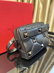 Valentino Garavani Roman Stud Shoulder Bag Black WY0B0 23x15x7cm - 2