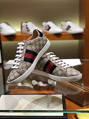 Gucci Women's Ace GG Supreme Sneaker - 6