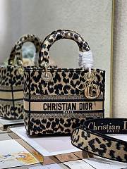 DIOR MEDIUM LADY D-LITE BAG Beige Multicolor Mizza Embroidery Leopard M0565OR - 6