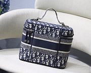 Dior Vanity Case Blue Dior Oblique Embroidery S5480 24x17x13.5cm - 2