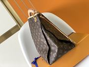 Louis Vuitton Artsy MM Monogram Canvas 46cm - 5