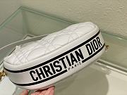 Dior Medium Vibe Hobo Bag White M7201 30x19x10cm - 3