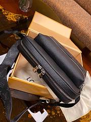 Louis Vuitton Outdoor Messenger Bag Black M30233 29.5x20x10.5cm - 3