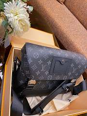 Louis Vuitton Messenger Voyage PM M40511 33x22.5x11cm - 3