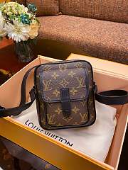 Louis Vuitton Christopher Wearable Wallet Monogram Brown M69404 15x17x8cm - 1